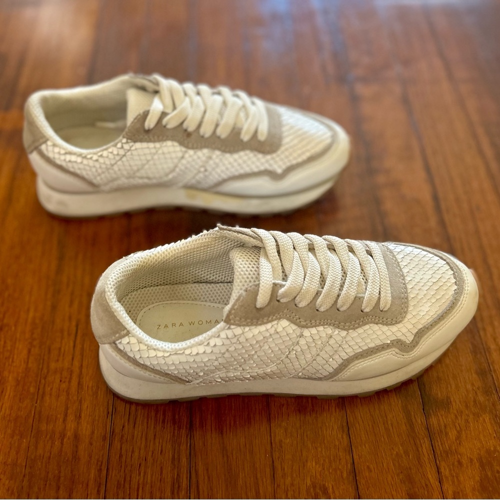 Zara Off White Women’s Running Sneakers